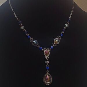 Tear Drop Blue Necklace 🌴
